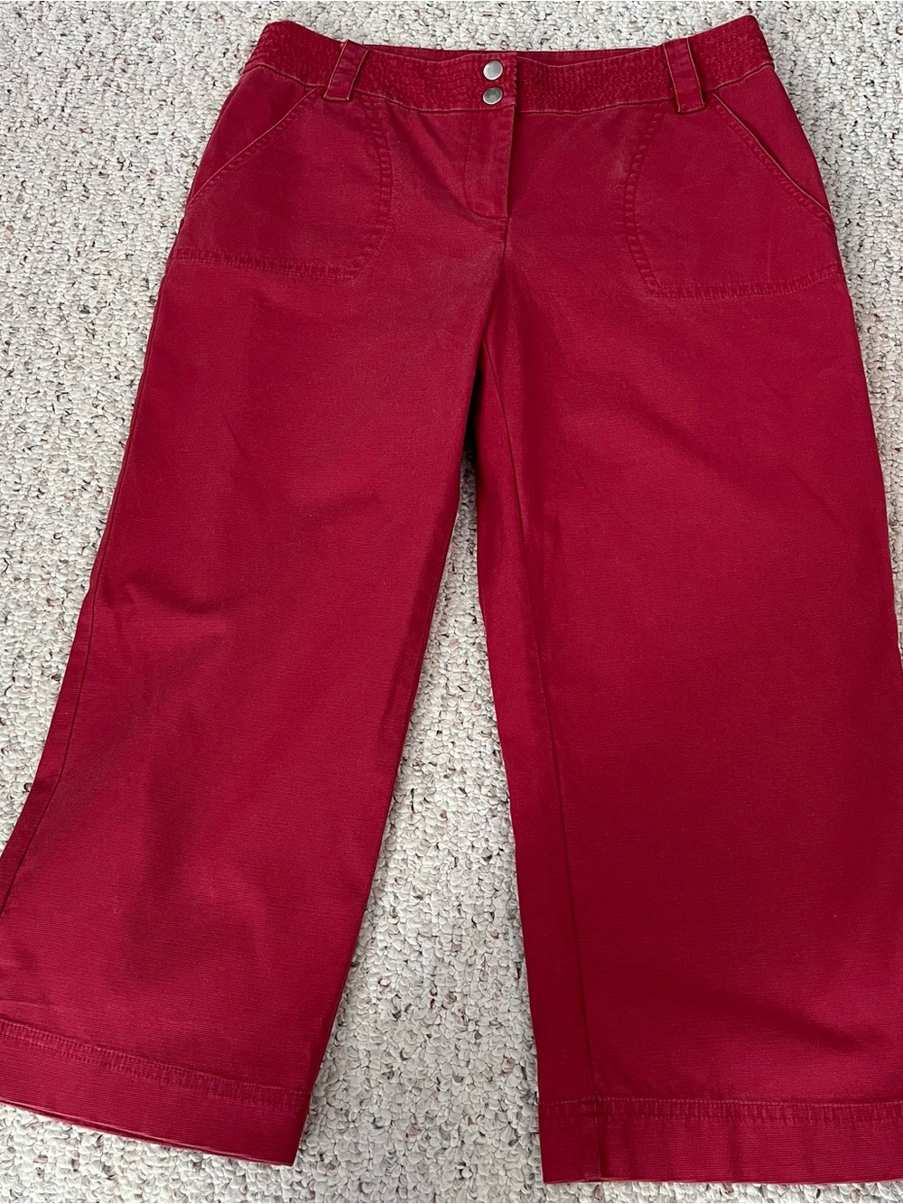 Chicos Women’s Wide Leg Cropped Pants Size 1 Red Stretch Casual Capri